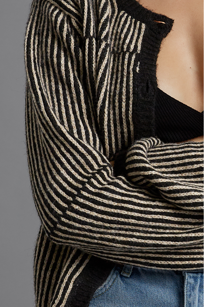 Cardigan in black and white Elegant knitwear made in Italy