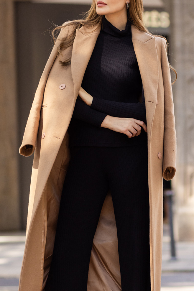 Classic coat for any ocassion