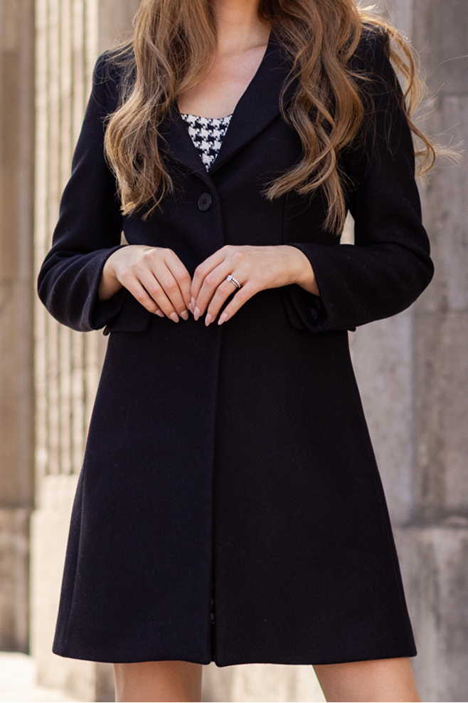 Eleganter Mantel Wollmantel für Damen in klassischem Schnitt