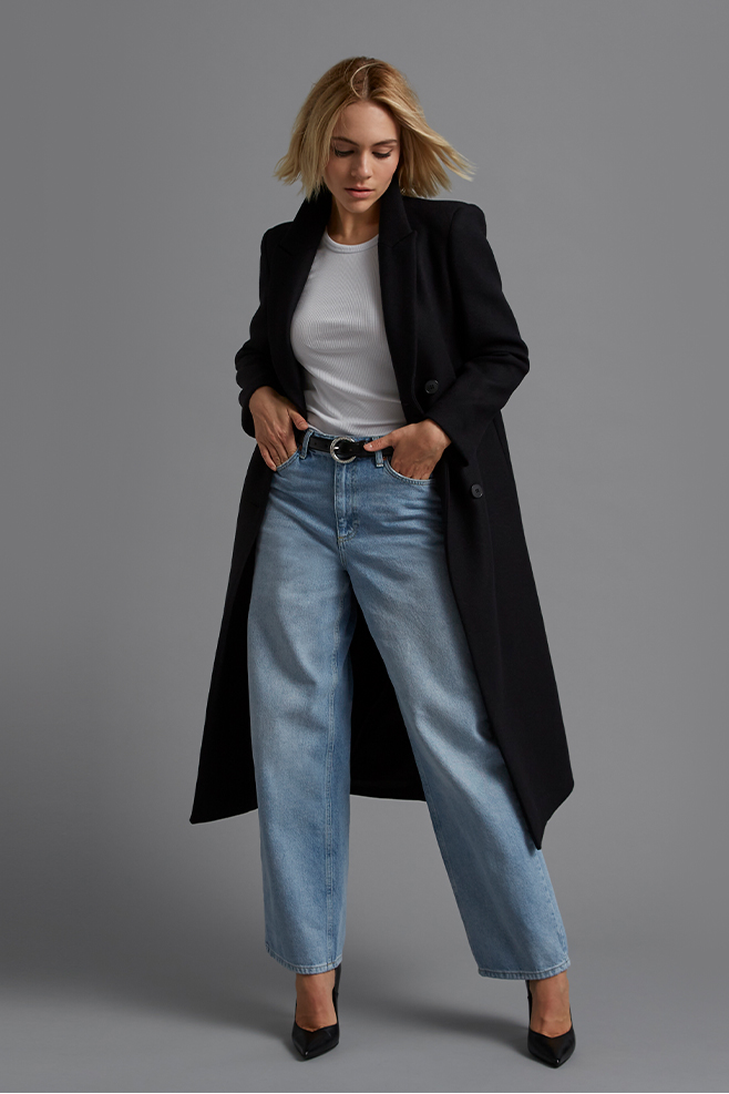 Schwarzer Damenwollmantel Businessmantel in italienischem Design