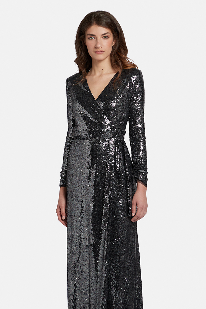 Langes Abendkleid Wickelkleid mit Pailletten für einen glamourösen Look