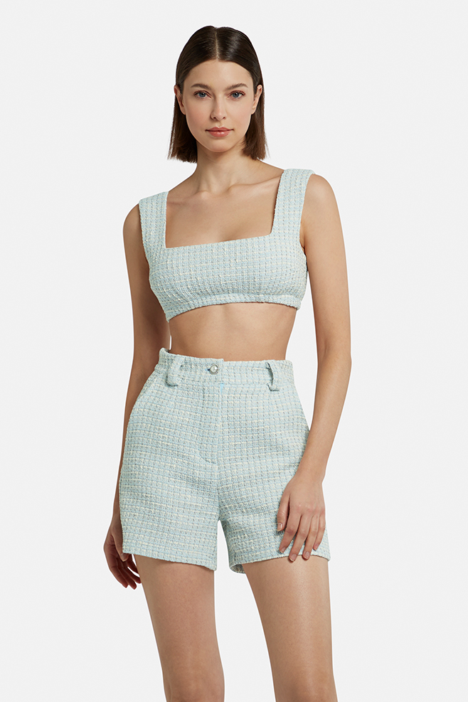 Boucle Top Bustier in Hellblau zur passenden Bouclé Shorts