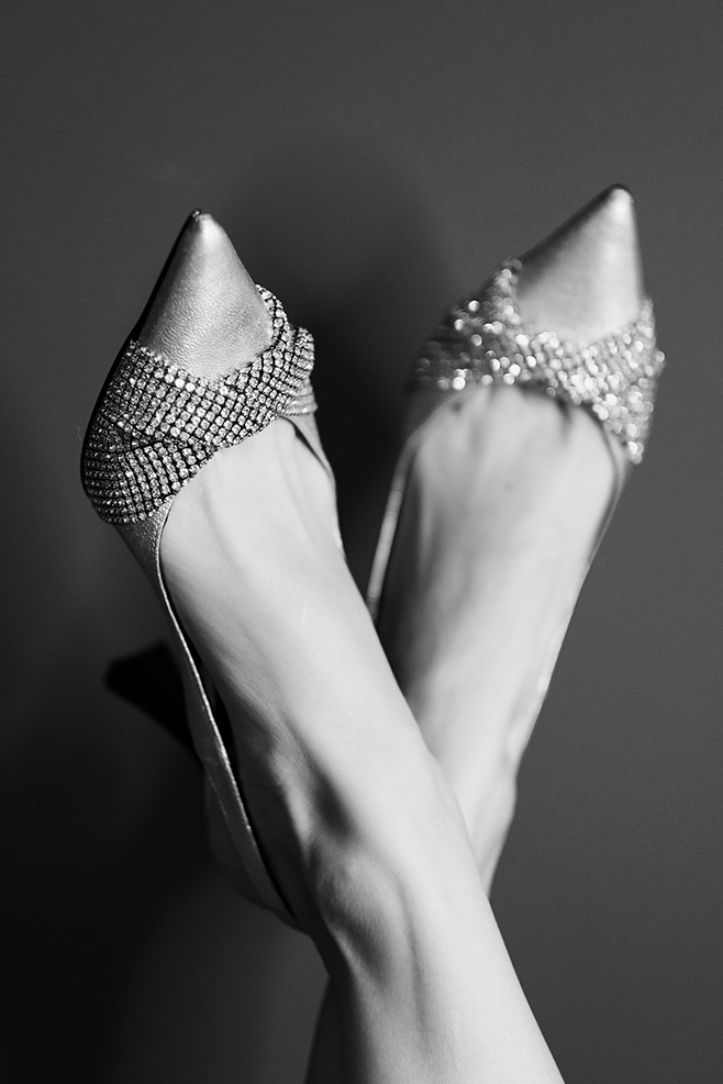 Slingback Pump mit Strassband Spitze, Silberne Pumps aus Italien