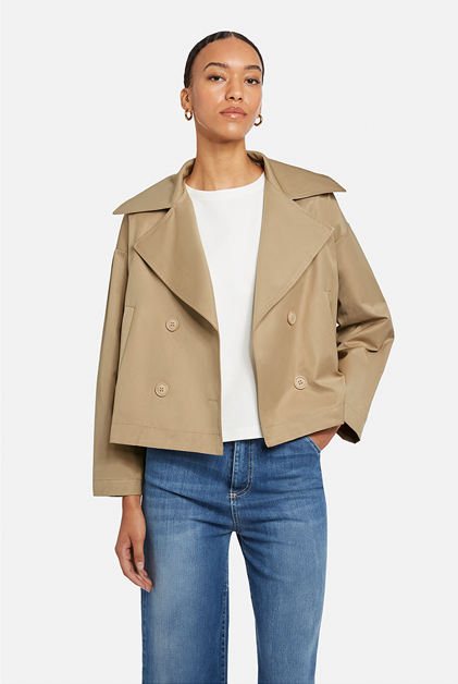 Oversized short jacket in beige