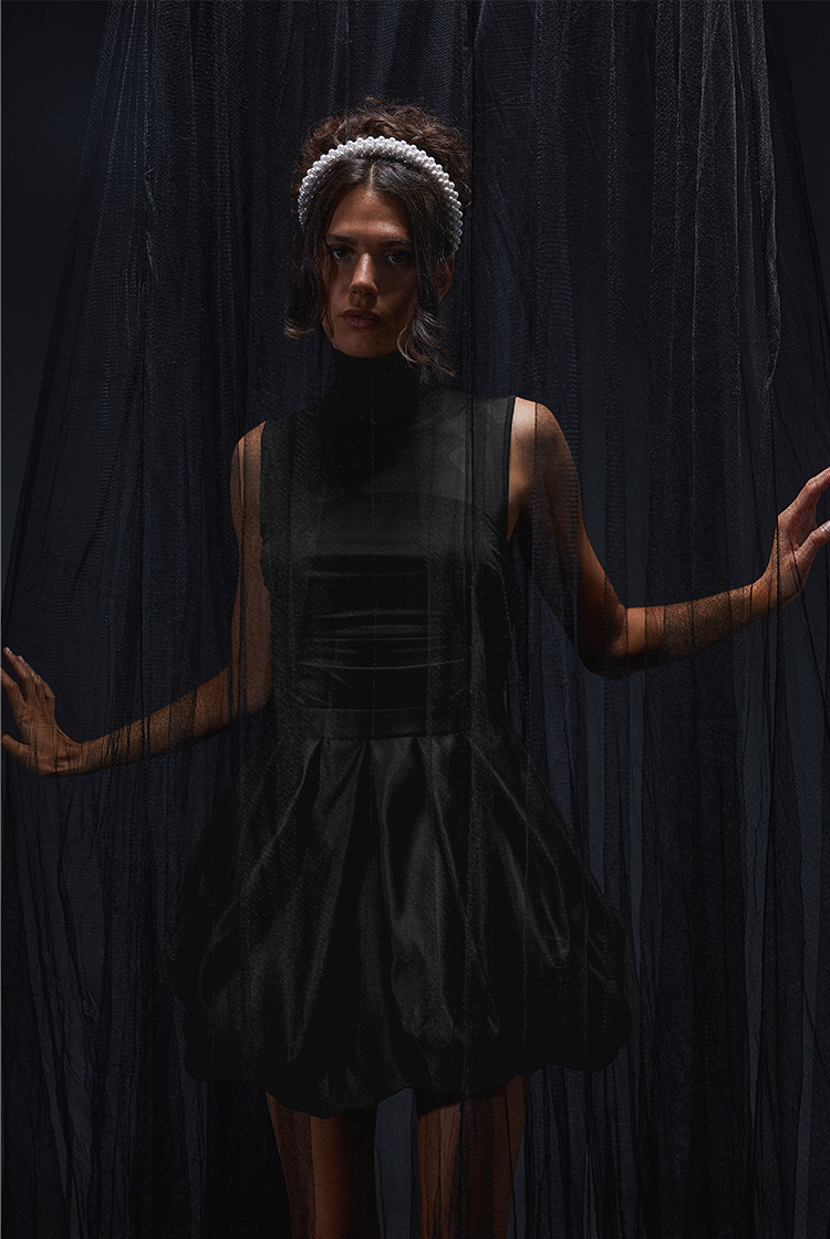 Ärmelloses Cocktailkleid in Schwarz