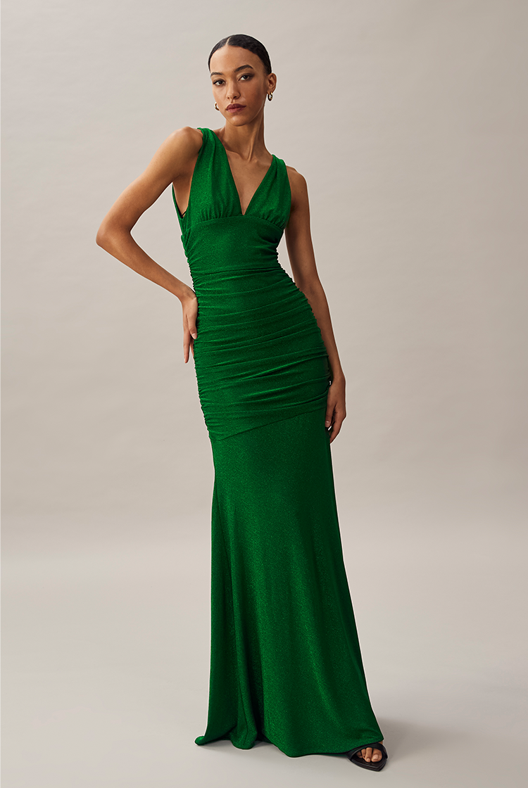 Bodenlanges Abendkleid mit V-Ausschnitt