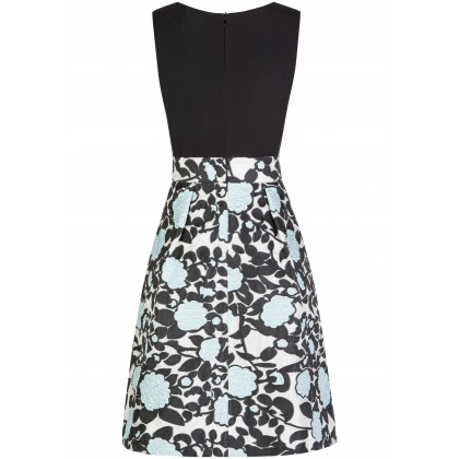 Bezauberndes Kleid FRIEDA mit femininem Blumen-Muster /
