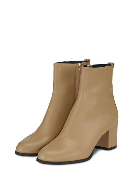 PAMILO, CAMEL Rückansicht